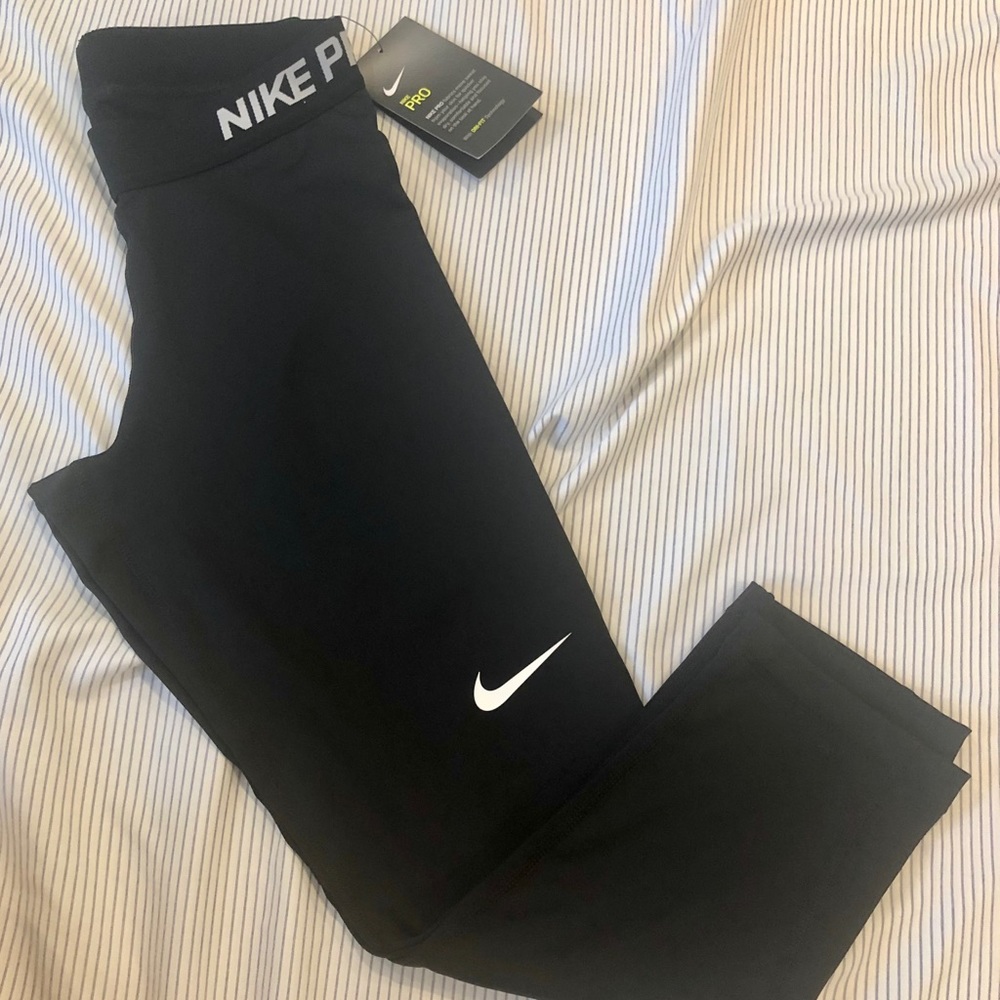 NIKE PRO with DRI-FIT Technology leggings